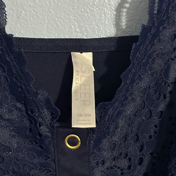 Cacique CVC Modern Eyelet High
Apex Chemise - Picture 4 of 4